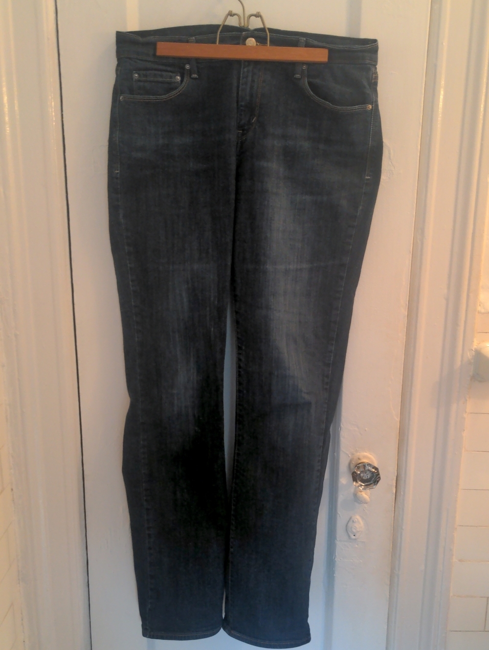 Levis 505 Dark Wash Women’s Straight-Leg Jeans, Excellent Condition